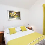 Torine Zadarvillas Zapuzane