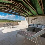 Torine Zadarvillas Zapuzane