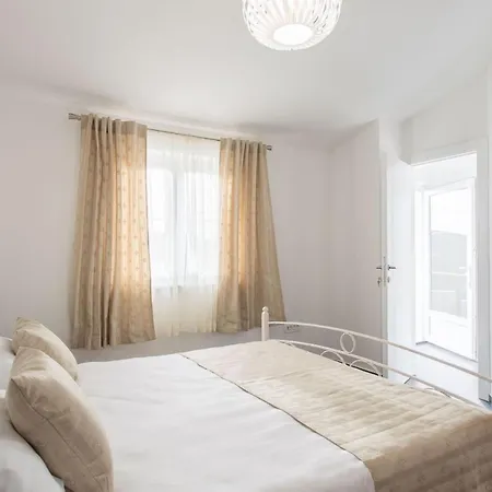 Torine Zadarvillas * Zapuzane