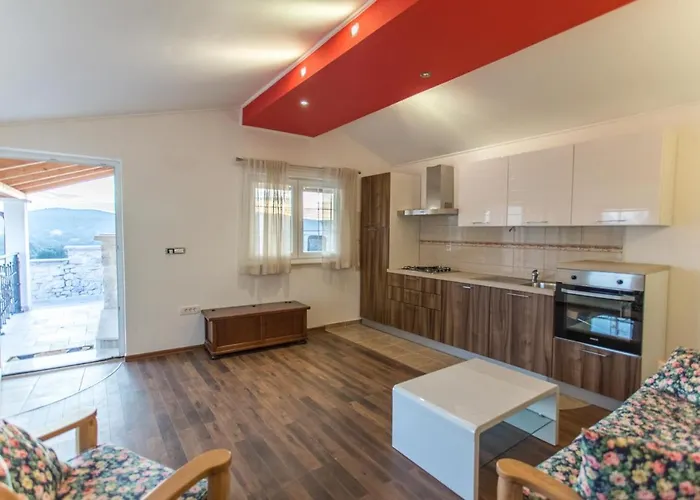 Torine Zadarvillas