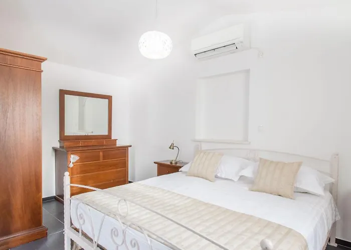 Torine Zadarvillas