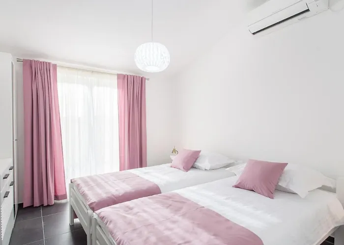 Torine Zadarvillas Zapuzane