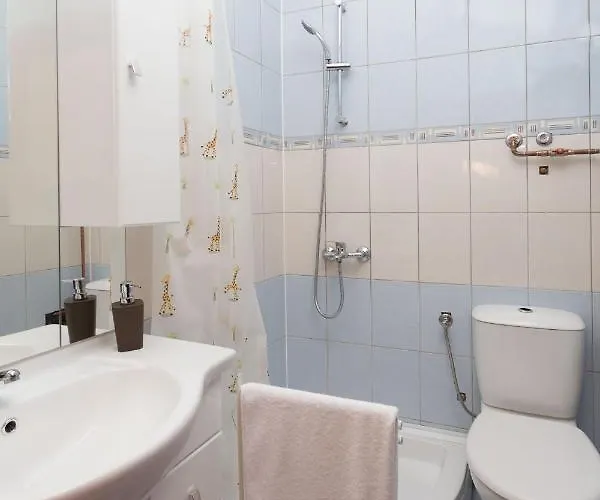 Torine Zadarvillas *